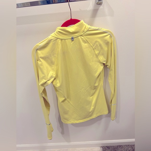 Nike quarter zip - Picture 2 of 2